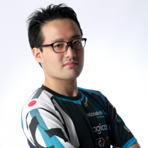SUMOMOXqX ()